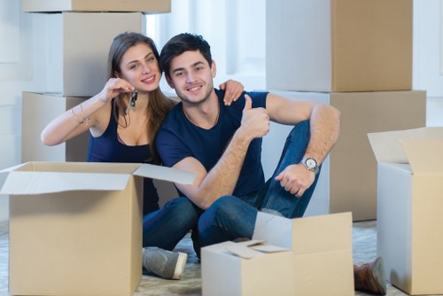 Local man with van service in Ravenscourt Park for home moves