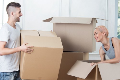 Transport help for flats and apartments in Ravenscourt Park