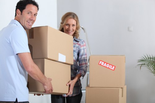 House removals service supporting families and businesses in Ravenscourt Park